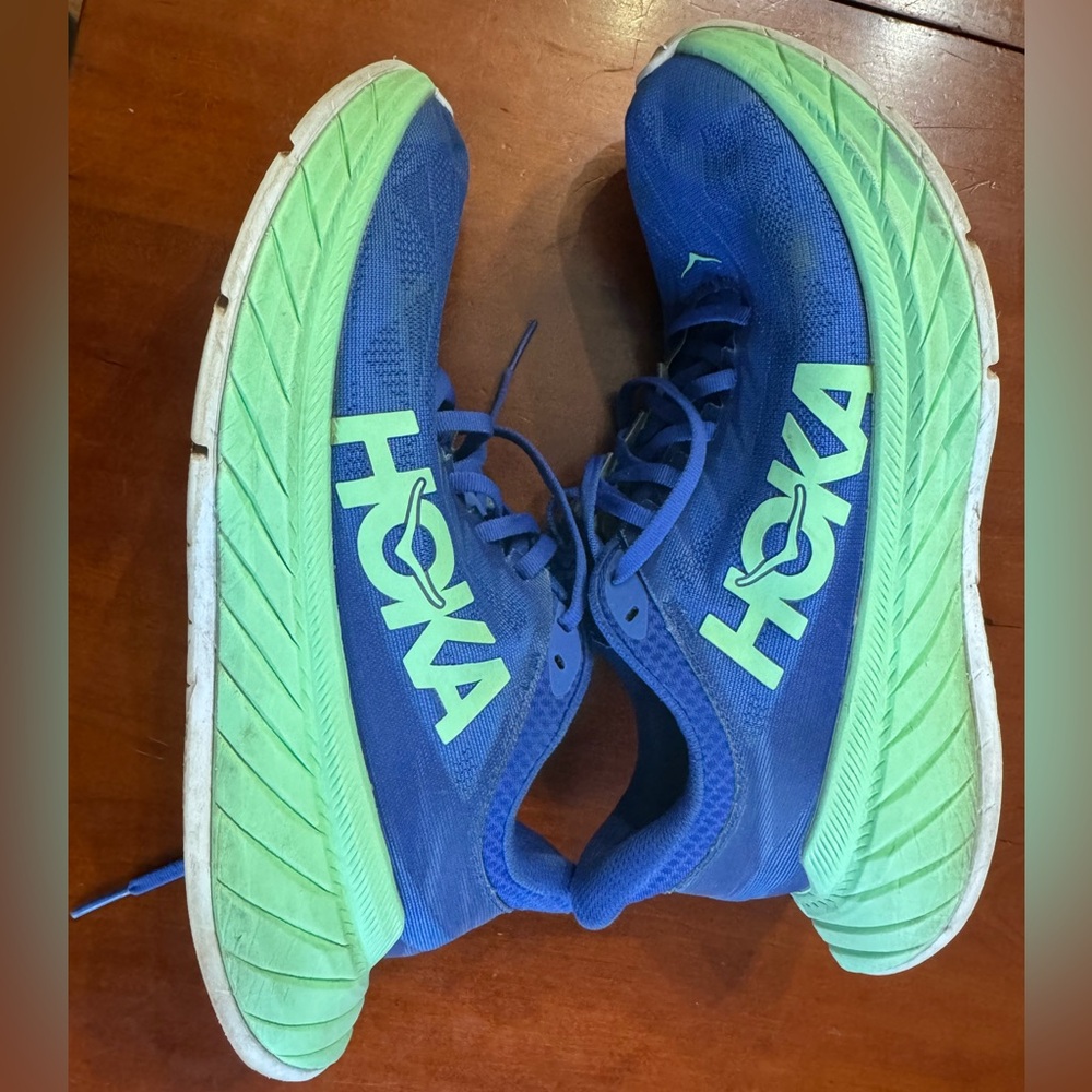 Hoka Carbon X2. Men’s size 8D